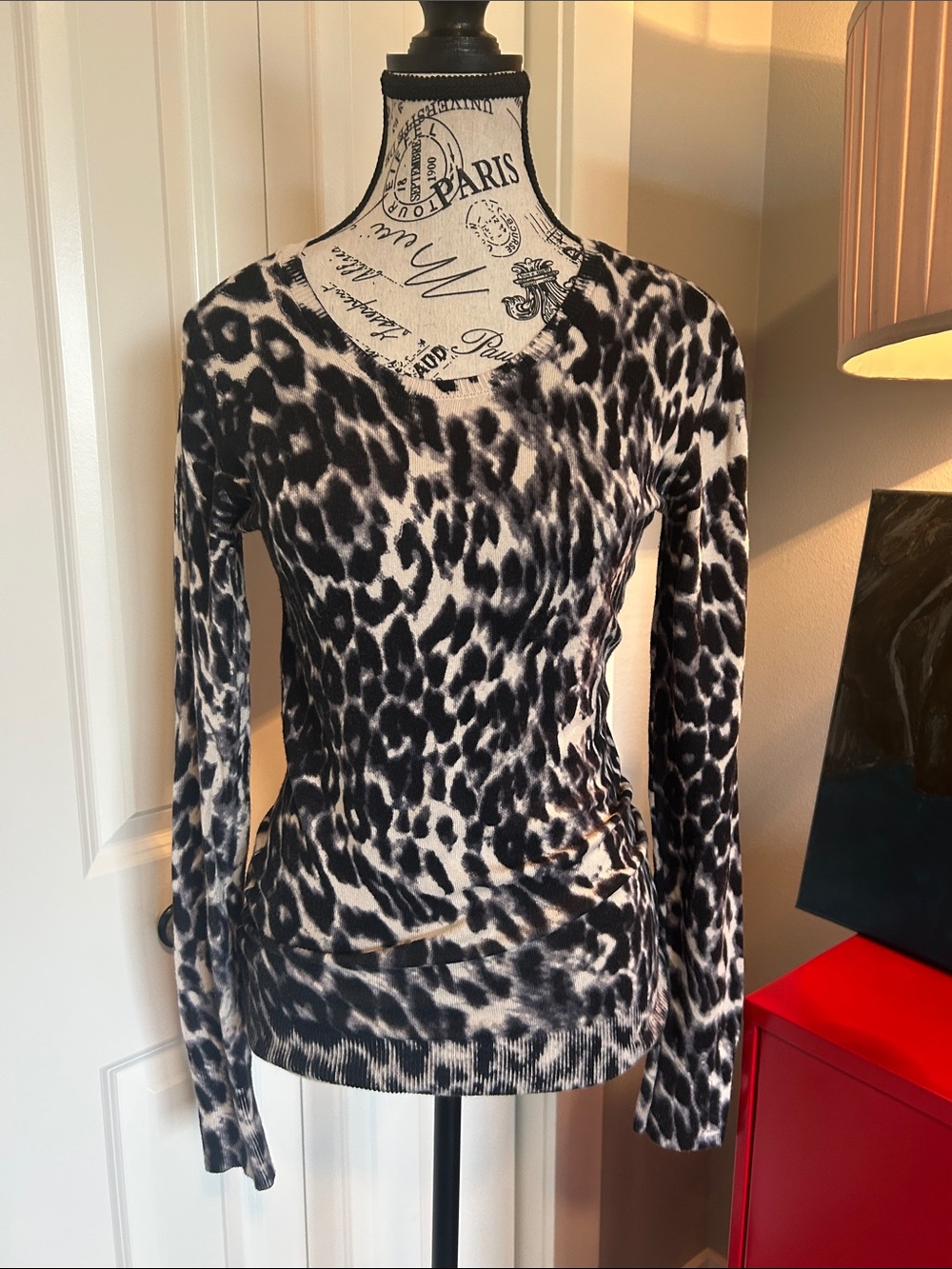 Black & White Animal Print Long-Sleeve Top by Buffalo David Bitton